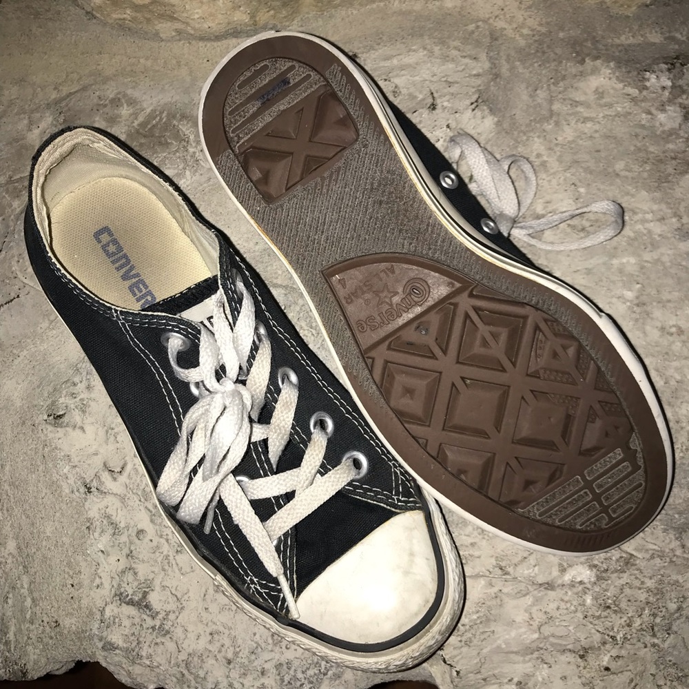 Converse Shoes; Black & White; Men’s Size 4